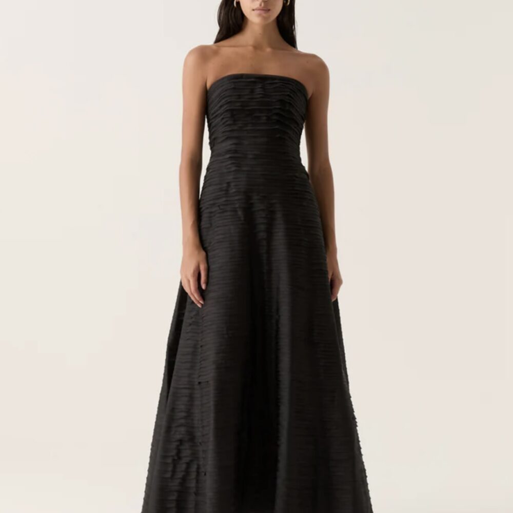 Soundscape Maxi Dress in Black